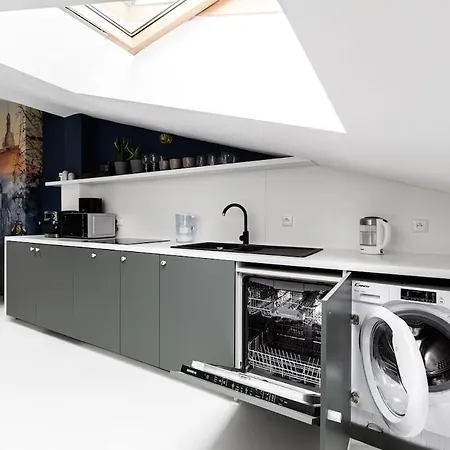 Daire Bright Modern In The Heart Of The Old Town